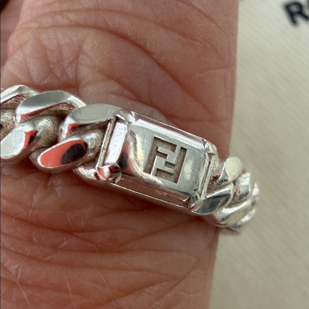 Fendi Silver FF logo ring - Picture 6 of 9